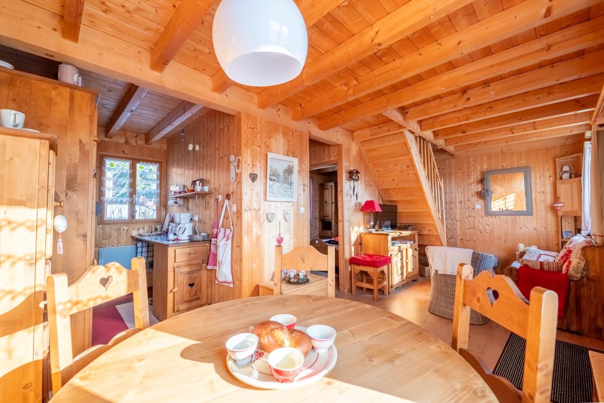 Chalet L'Embellie - Chalet Avec Piscine Partagee Saint-Laurent-en-Grandvaux Extérieur photo